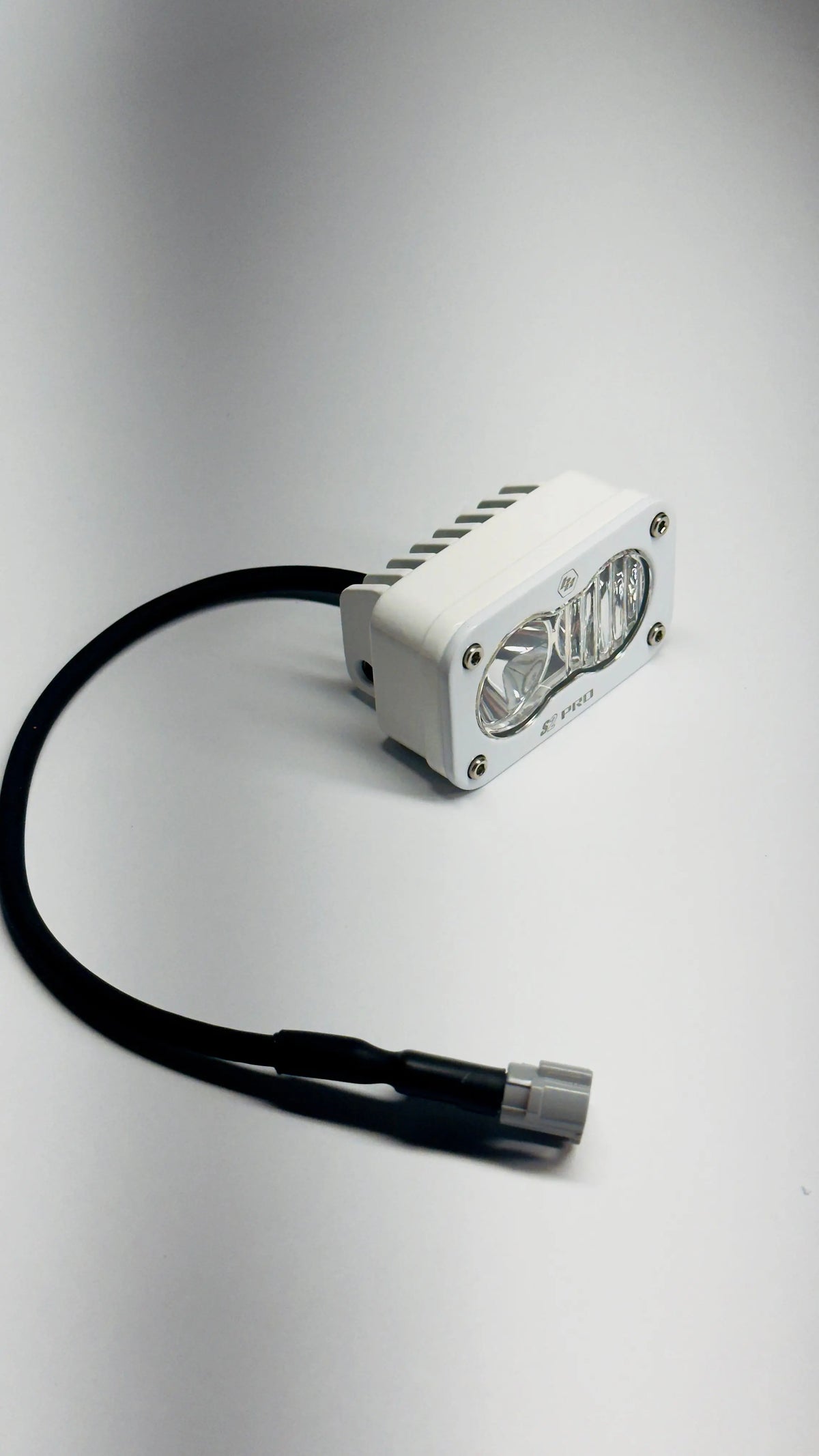 Surron Baja Designs S2 Pro White LED Light - Pre-wired setup for Surron Elektrisches Racing